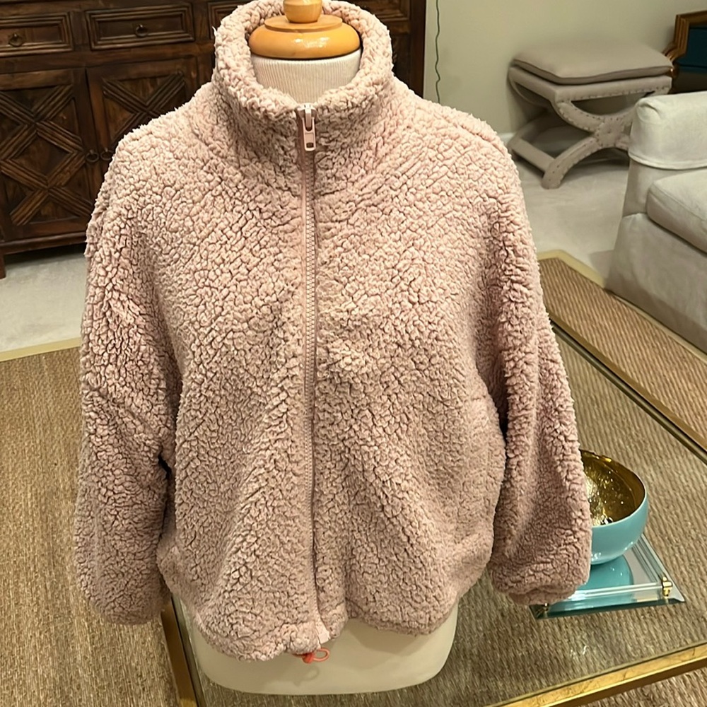 Urban Outfitters Sherpa teddy bear  pink  piled fleece zip up jacket; sz Medium